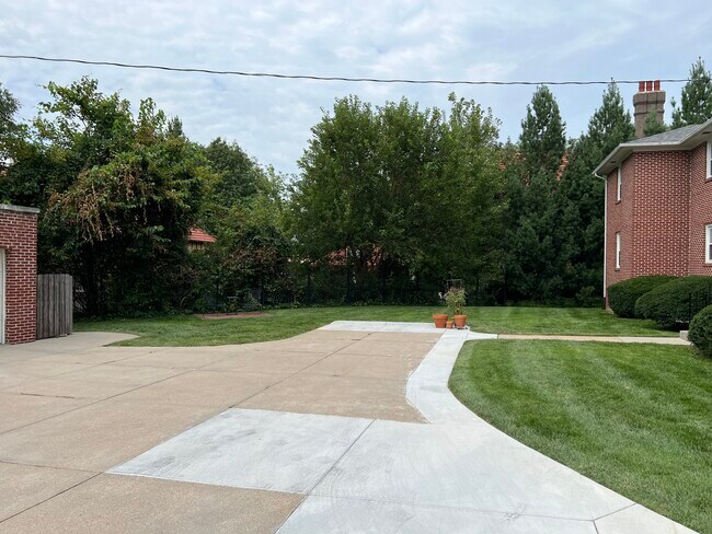 Photo - 510 S 38th St Unit #1