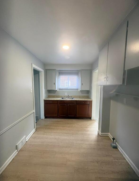 Photo - 18481 Prest St