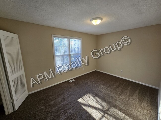 Photo - Two Bedroom in Harbison