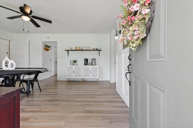 576 Cynthia Dr