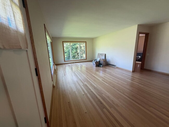 Photo - 2364 S Syene Rd
