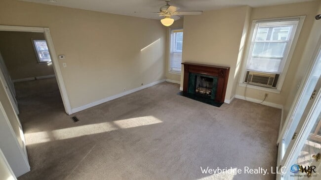 Photo - 3923 Spencer Ave Unit 2