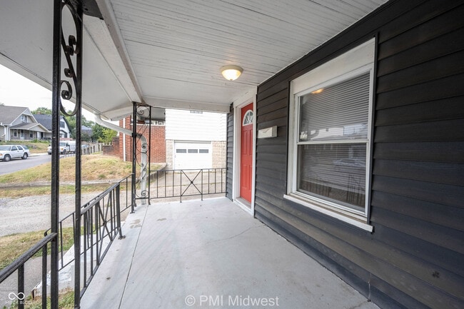 Photo - 944 E Minnesota St