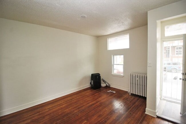 Photo - 1609 E 28th St