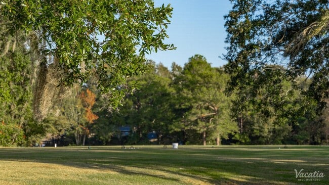Villas of Hickory Hills
