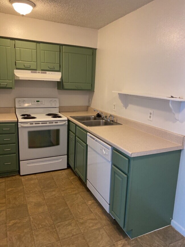 Photo - Charming 1BR/1BA in great location! Don't wait! Unit 722