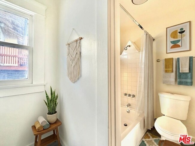 Photo - 1922 Preston Ave