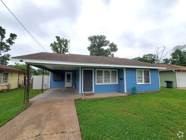 Building Photo - 4780 El Paso Ave Rental