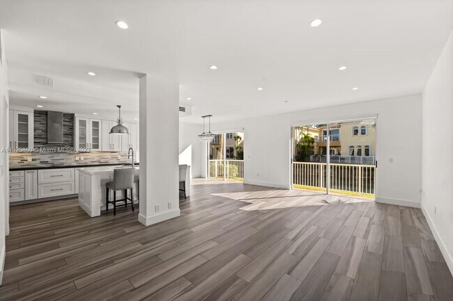 Photo - 3110 NE 210th Terrace