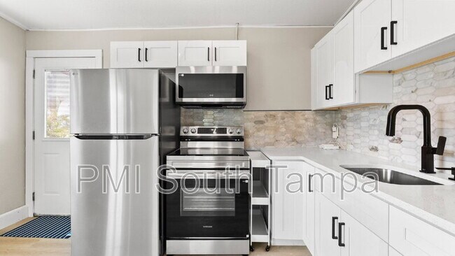 Photo - 1541 W La Salle St