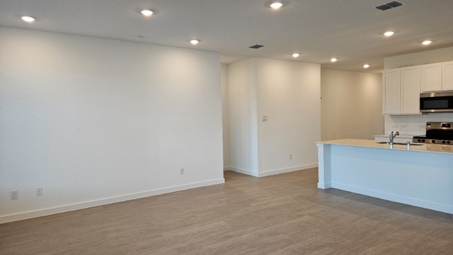 Photo - 6747 Welsh Dr