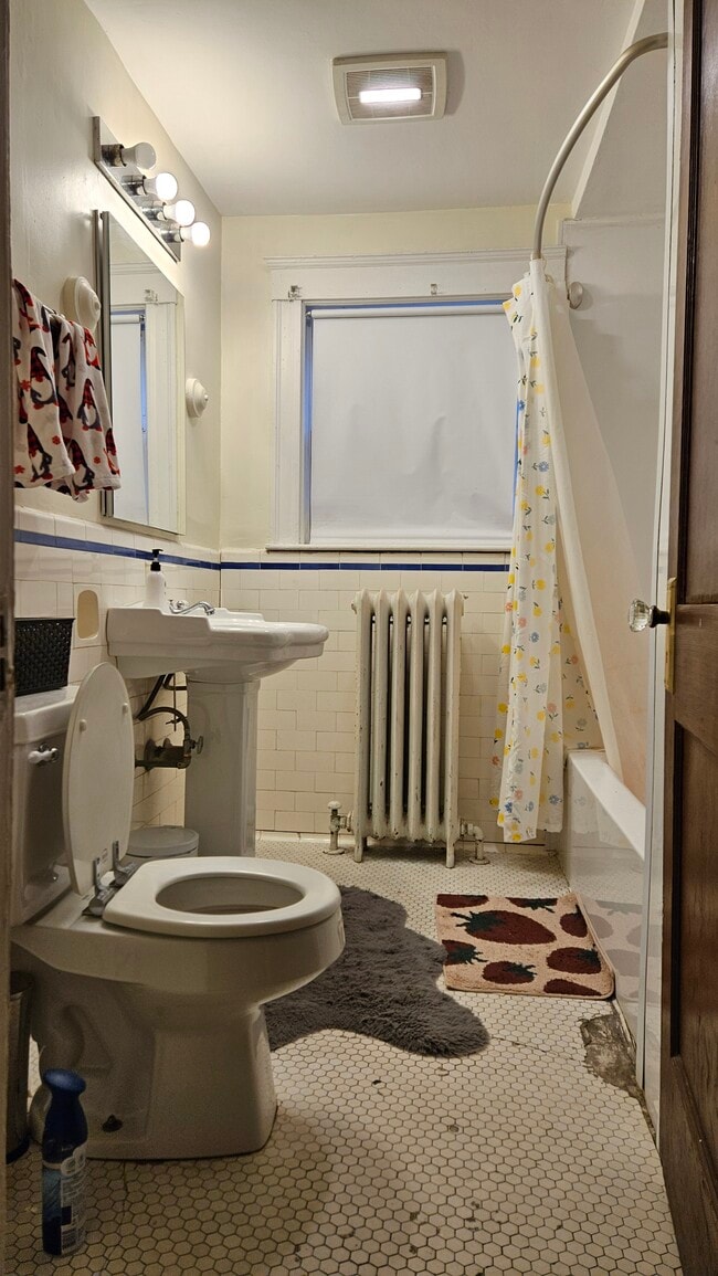 Photo - 29 Gerald Rd Unit 1