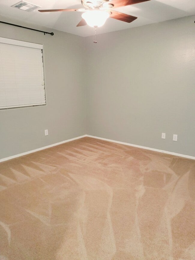 Photo - Power Ranch 3 Bedroom for Rent.