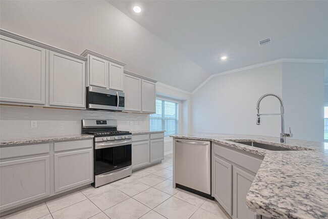 Building Photo - 918 Vidalia Onion Dr