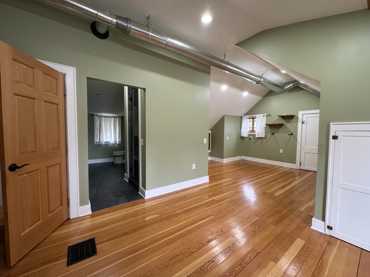 Photo - 730 SW Calapooia St