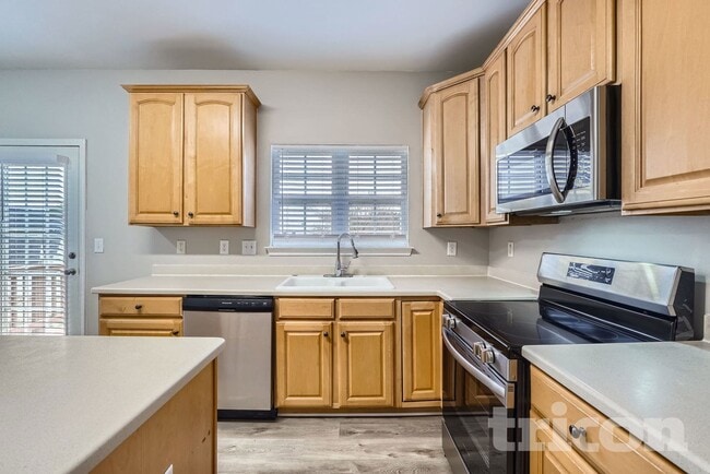 Photo - 6748 Mountain Majesty Way