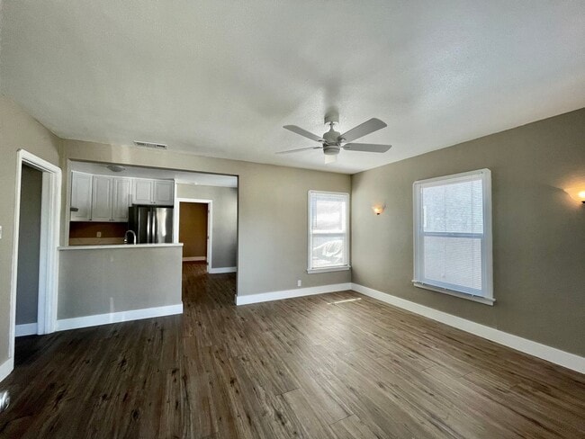 Photo - 1762 Gardenia Ave