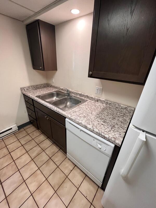 Photo - 111 E Gorham St Unit 4