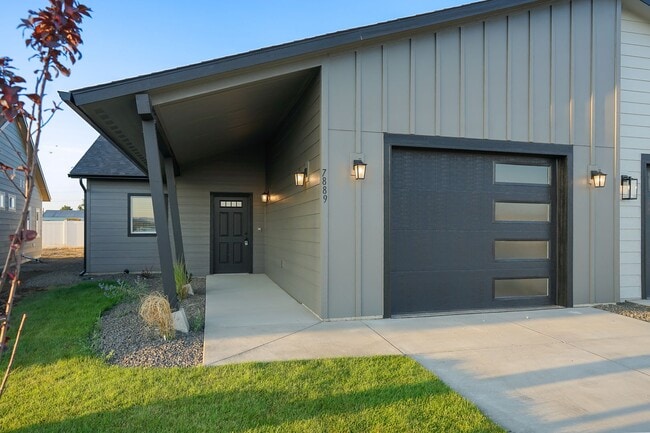 Building Photo - Brand New 2 Bedroom 2 Bath in Coeur d'Alene