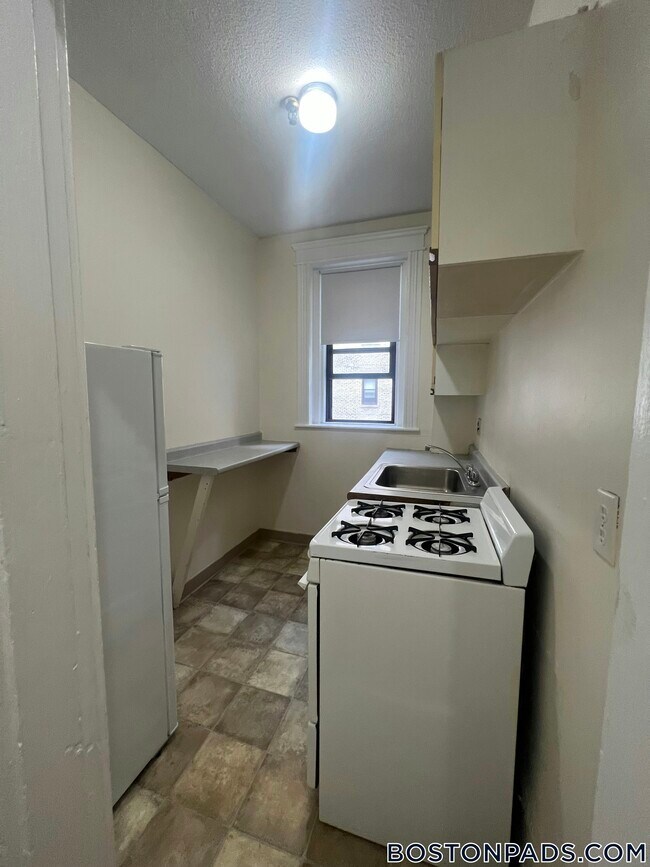 Photo - 1148 Commonwealth Ave Unidad 15