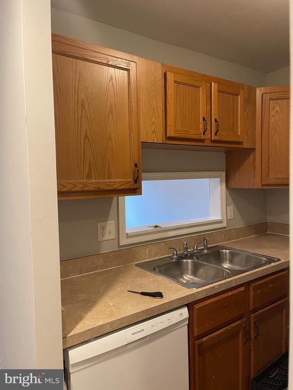 Photo - 1334-Y W Wyomissing Blvd Unit V