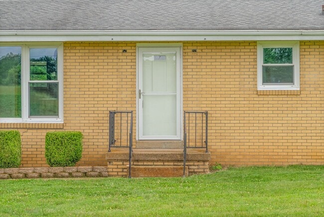 Photo - Pet Friendly Two Bedroom!