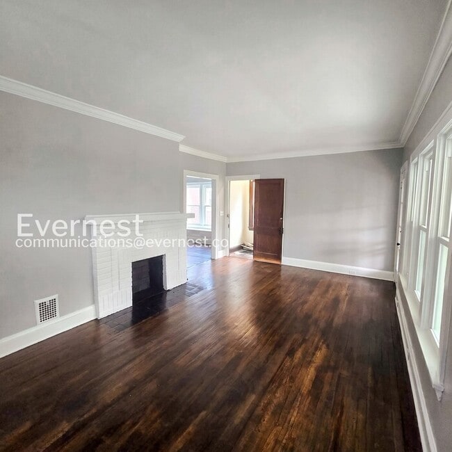 Photo - 3411 Beechwood Ave Unidad 2nd floor
