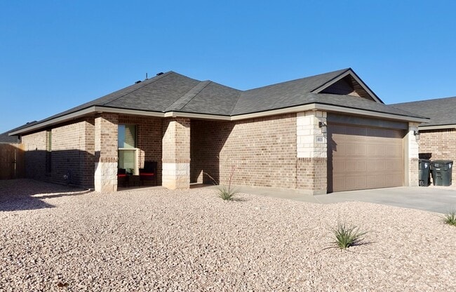 Photo - 413 Graze St