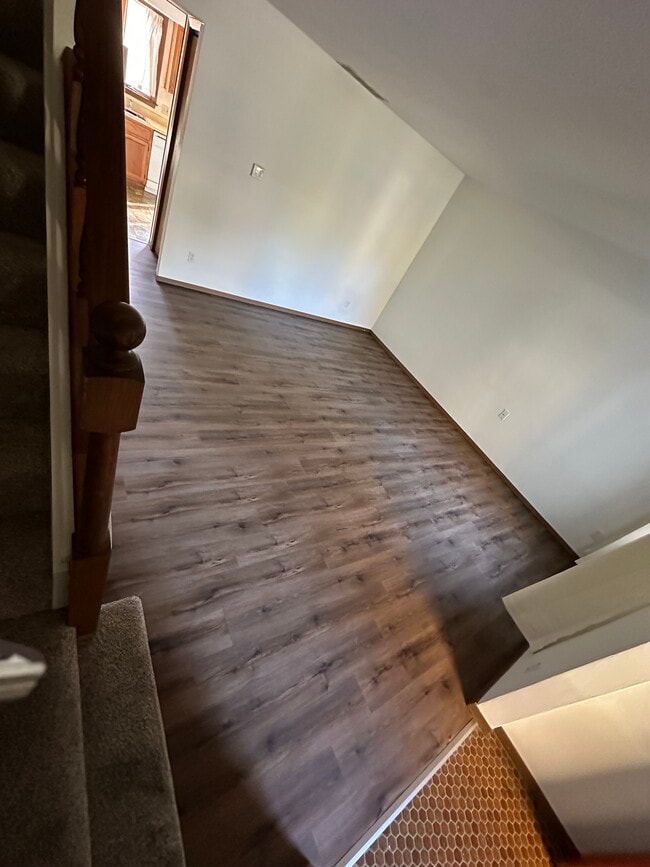 Building Photo - 220 N Monroe St