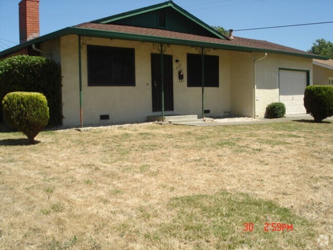 Building Photo - 206 Roger St Rental