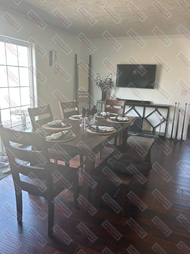 Photo - Stunning horse property on 40 acres!