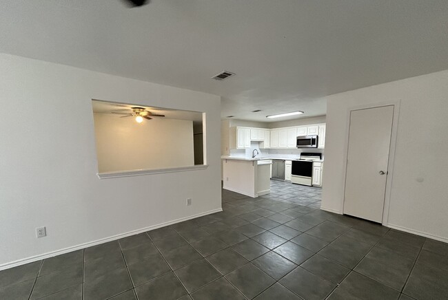 Photo - 3822 Stuart Rd