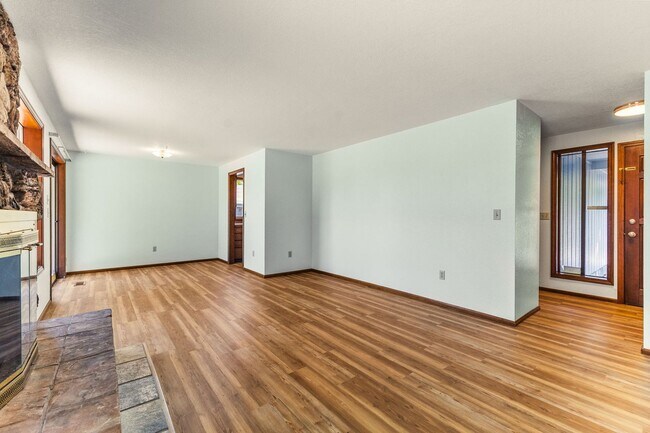 Photo - Charming 3-bedroom 2-bathroom Home