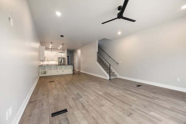 Photo - 116 E Mountain St