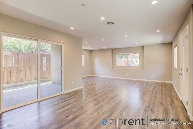 Photo - 3 br, 3.5 bath Condo - 2828 Crescent Way, ...