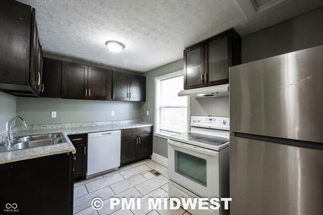 Photo - 2201 E New York St Unit A