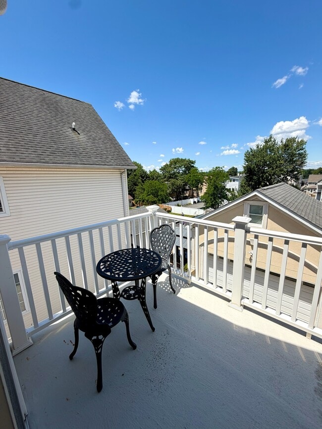 41 Livingston Ave