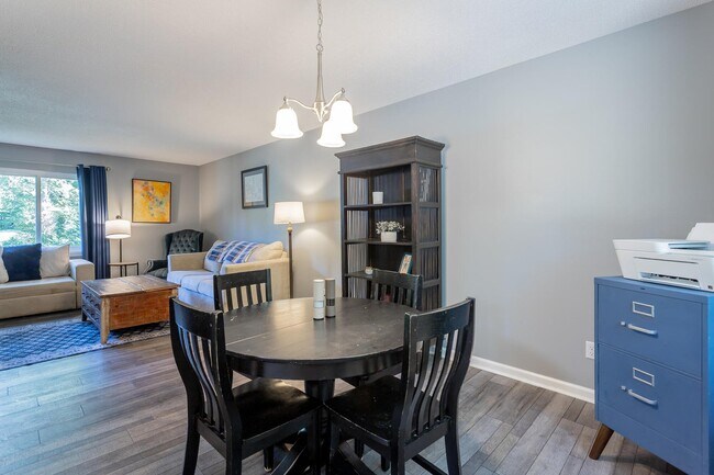 Photo - 819 Skyline Park Dr