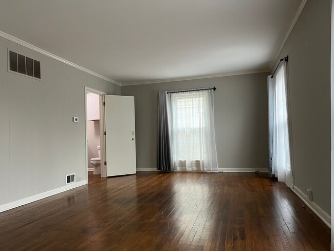 Photo - 1720 Kavanaugh Blvd