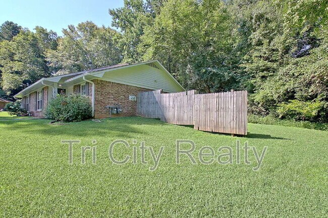 150 Hill Chase Ct