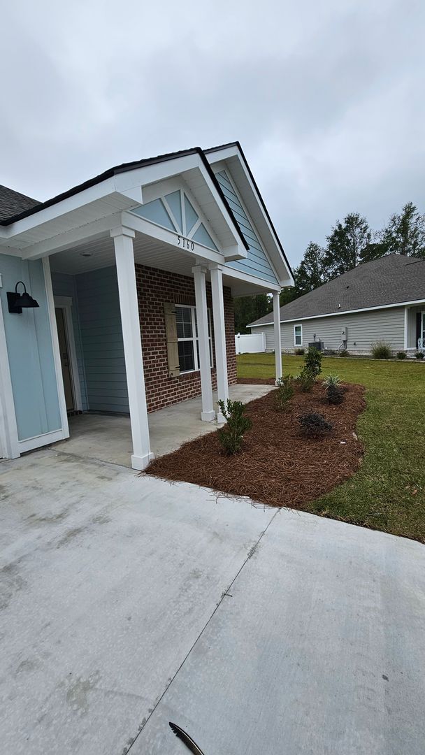 Photo - Grand Oak Village home