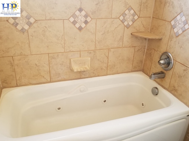 Photo - 817 Badger Dr