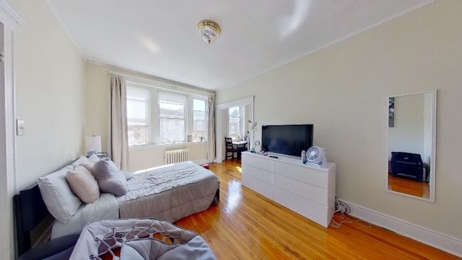 Photo - 232 Kelton St Unidad 18