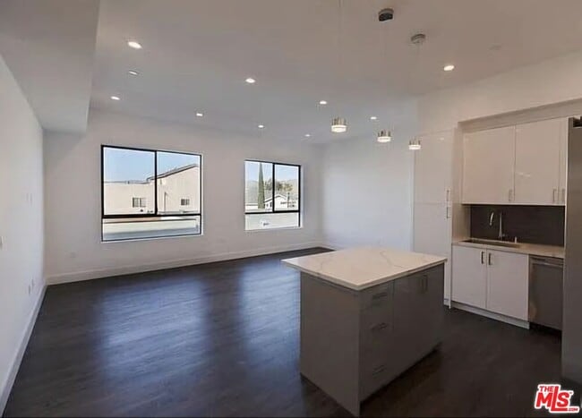 Photo - 5254 Denny Ave Unit 202
