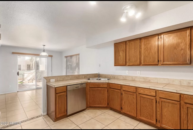 Photo - 418 S Sunrise Dr