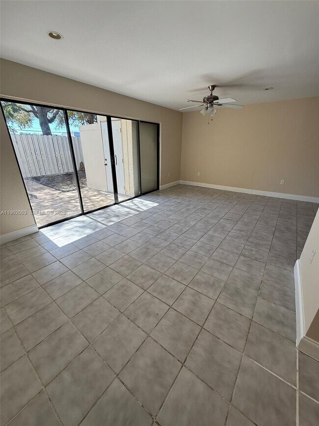 Photo - 3326 Farragut St