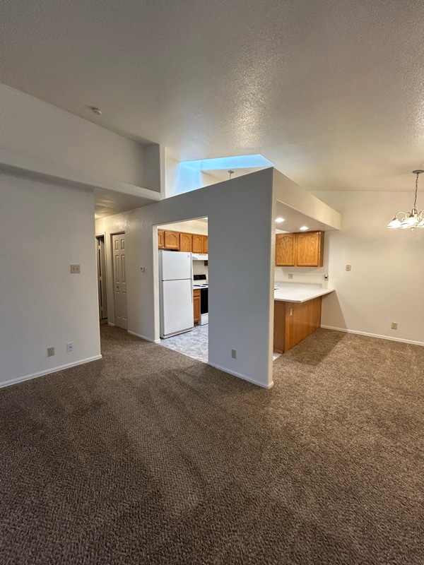 Photo - 895 S Knox Dr