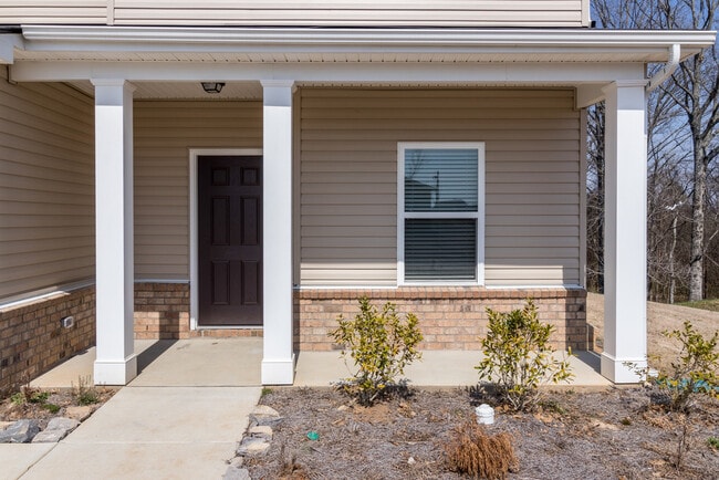 Photo - 4 BR/2.5 BA Home - A Rare Rental Between C...