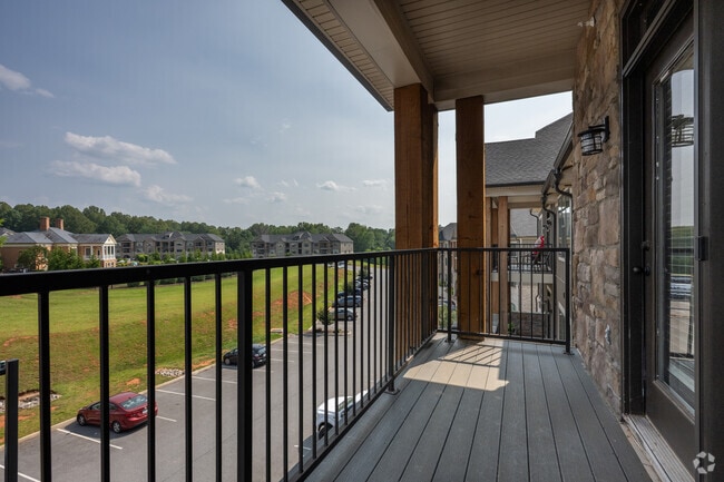 1BR, 1BA - 950SF - Balcony