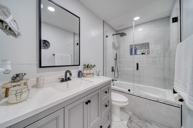 Photo - 10520 SW 46th Terrace